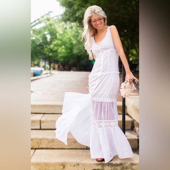 🦋🌈VERY RARE!! Free People Victoria Button Front Maxi Dress in White (XS)🌈🦋 - Picture 7 of 16
